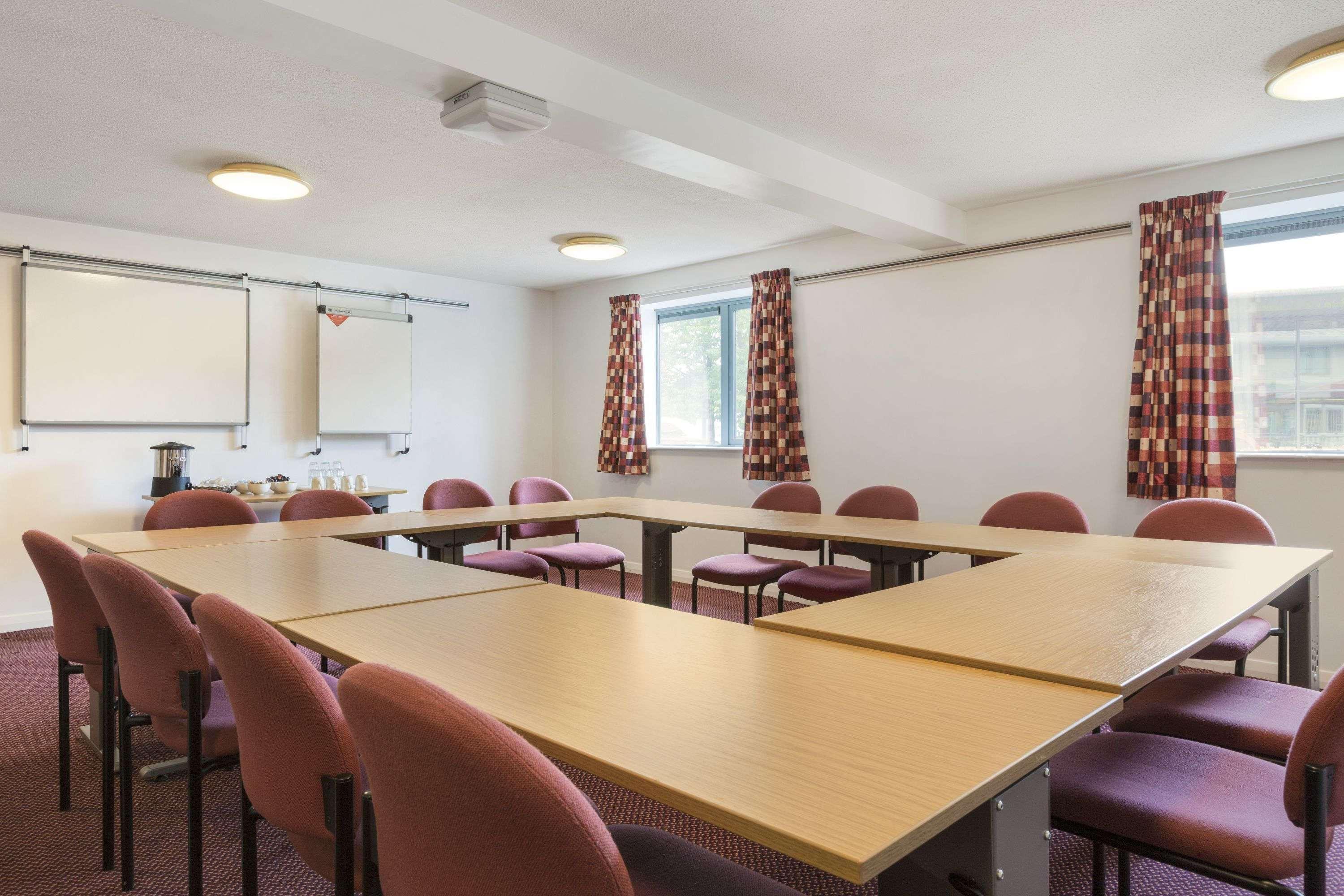 Days Inn Winchester Bagian luar foto
