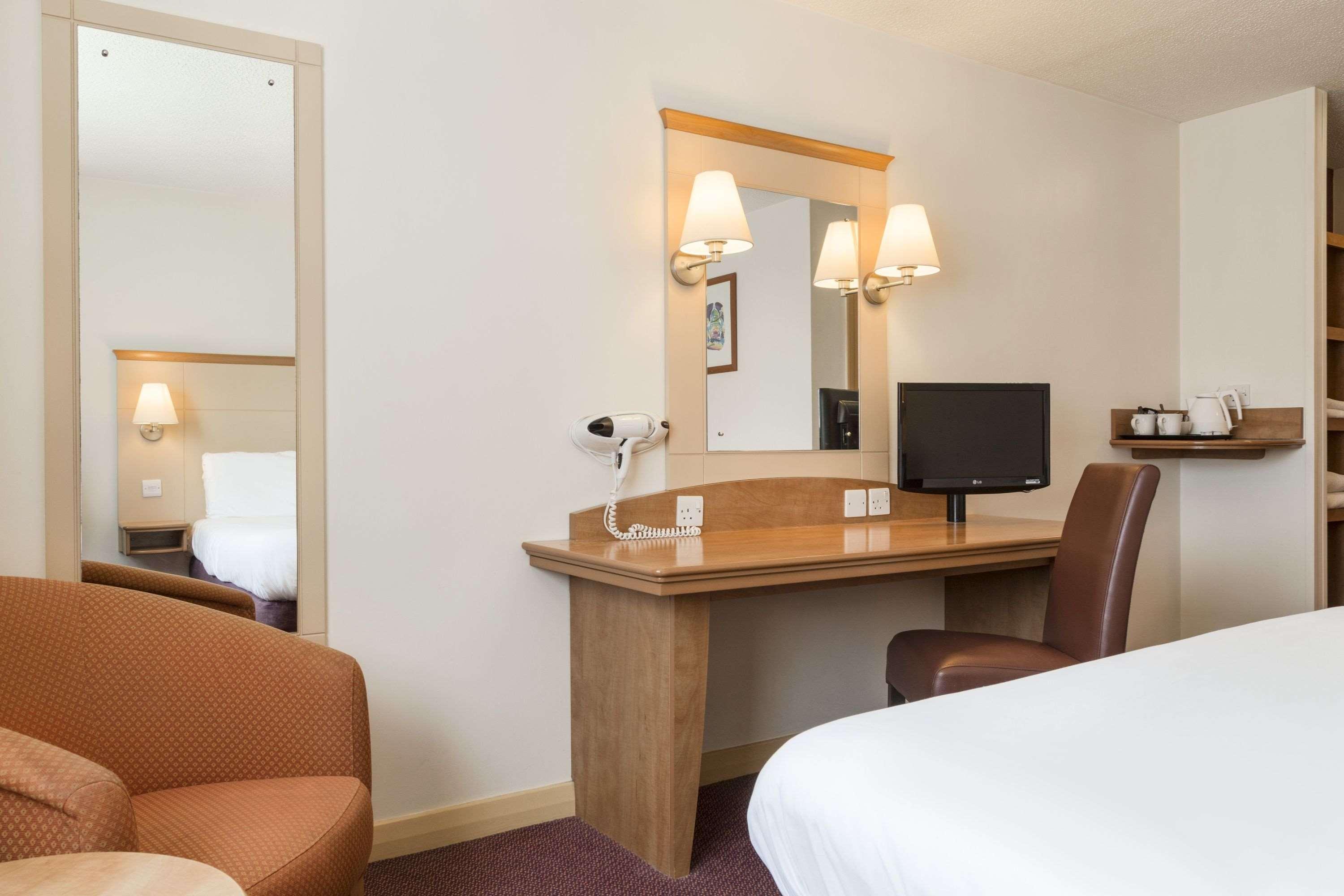 Days Inn Winchester Bagian luar foto