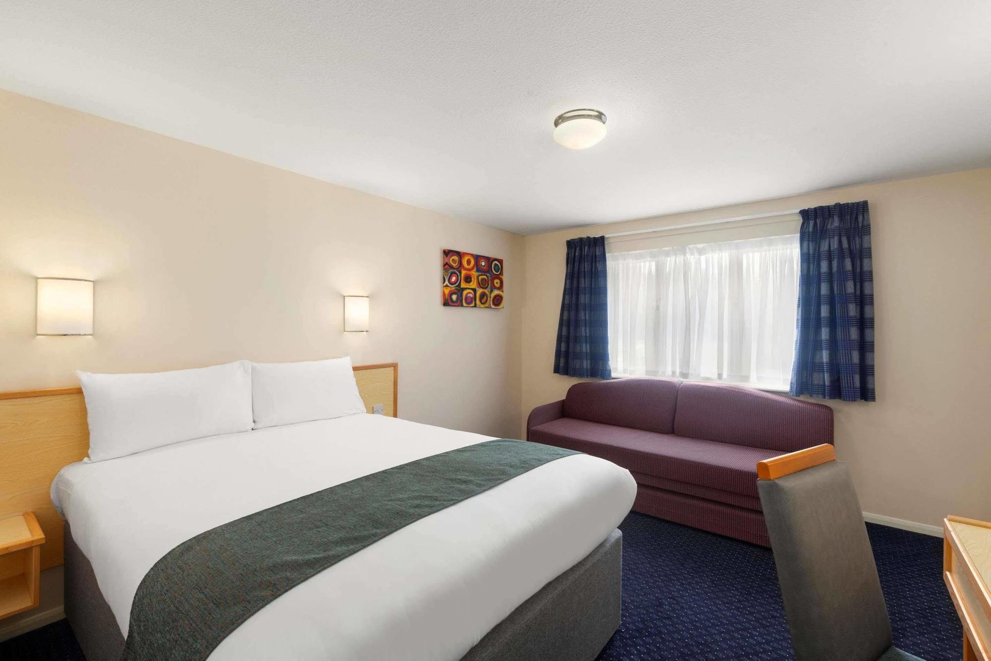 Days Inn Winchester Bagian luar foto
